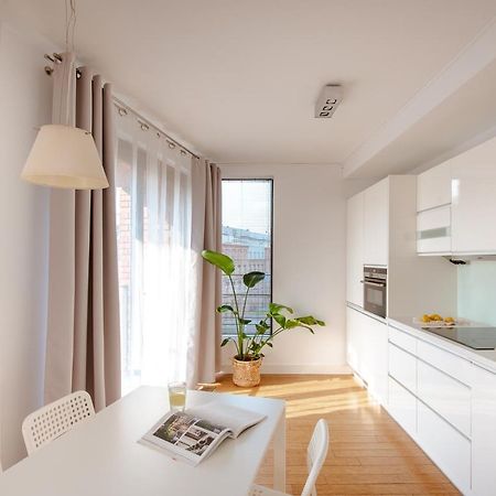 Spacious Apartment Close To Main Station / Galeria Krakowska Exteriör bild