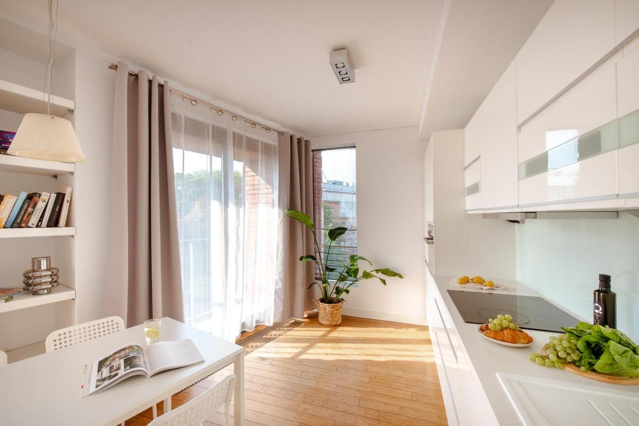 Spacious Apartment Close To Main Station / Galeria Krakowska Exteriör bild
